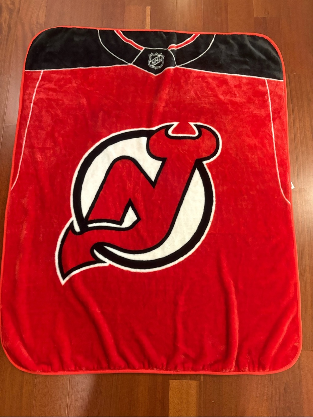NHL New Jersey Devils Red, Black & White Plush Team Throw